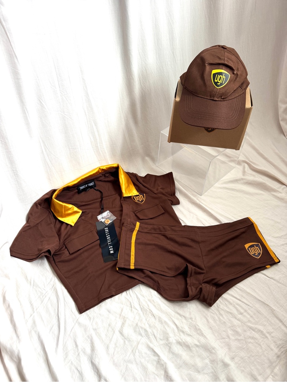 Dolls Kill Trickz N’ Treatz Y2K Sport Costume Set Medium NWT